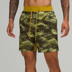 Lululemon Men’s T.H.E. Linerless Shorts Auric Gold Multi Size M 7” Training Gym